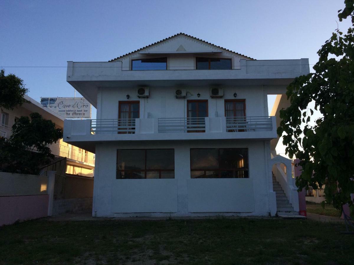 Hebes On The Beach Kavos Exterior photo